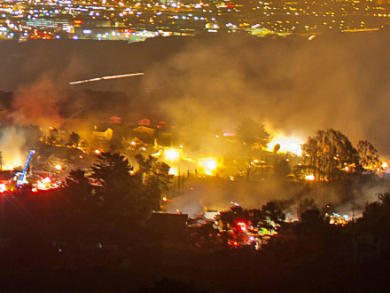 'SanBrunoFireNight' by MisterOh - Own work. Licensed under Creative Commons Attribution-Share Alike 3.0 via Wikimedia Commons - http://commons.wikimedia.org/wiki/File:SanBrunoFireNight.jpg#mediaviewer/File:SanBrunoFireNight.jpg