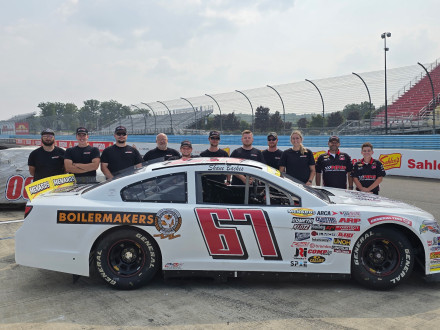 Shane Backes y el equipo Mad Scientist Racing se preparan para llevar el sello de los Boilermakers por la pista de The Glen en la carrera de la Serie ARCA Menards del 8 de agosto. 