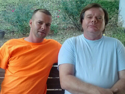 Chad Riley, izquierda, y su padre, Jeff Riley, L-455 (Sheffield, Alabama).