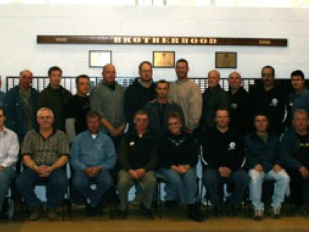 Twenty-seven members from four Ontario lodges attend a Canadian Basic Stewards Program at Local 128’s hall in Burlington, Ontario, Oct. 22, 2008: Local D366 (Mississauga) — Lino Darosa, Derry Harris, Dave Sharpe, Jameson Amaral, David Miller; Local D387 (Picton) — Kevin Perry, Donald Leslie, Dale Welsh, Denise Bolton; Local D488 (Acton) — Lincoln Trevail, John Mayes, Richard Holmes, Greg Hines, Jim Louwe, Patrick Van Ravenswday, Stan Young, John Holtz, Geoff Gratton, Shawn Cross; and Local 128 (Toronto) — D