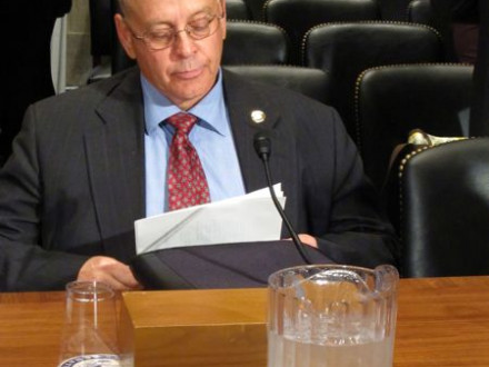 L-11 President Bob Winger reviews his testimony before addressing the Senate Energy and Public Works Committee.