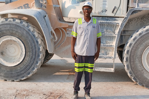 Boilermaker Darryl Brookins, who works at Imerys, knows a Trojan Battery worker who was fed up with conditions at his job. Brookins helped organize Trojan Battery workers through IBB’s Organizing Our Future program.